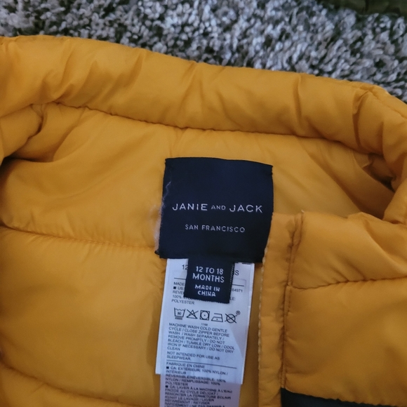 Toddler 12m-18m boys winter coat bundle - Picture 4 of 7